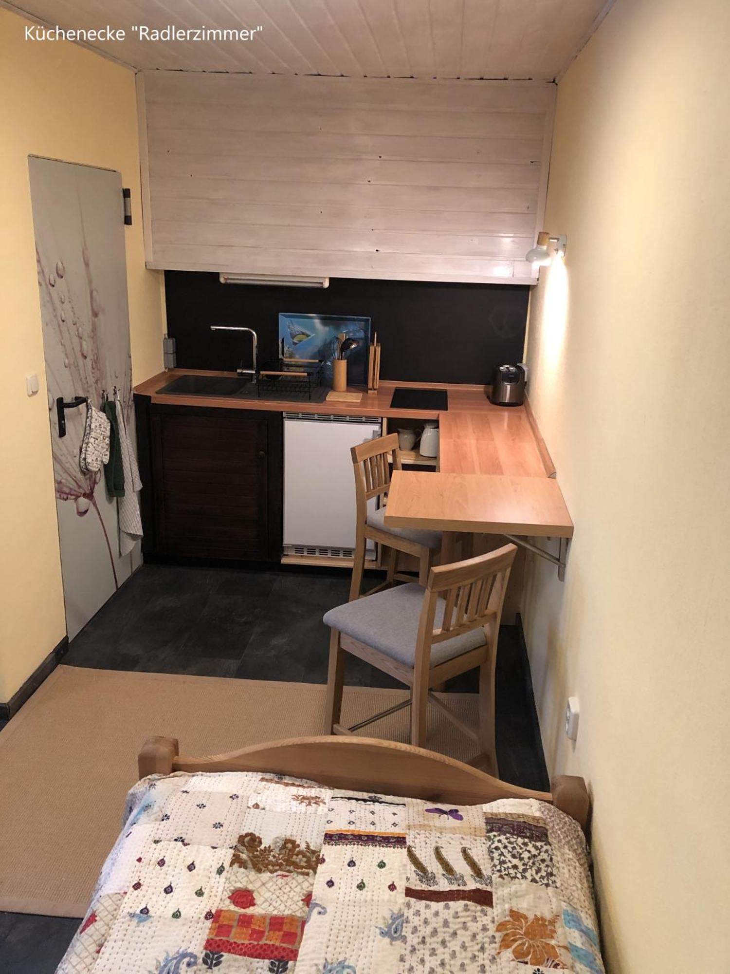 Ferienwohnung Kastanienblick Oder Parkblick, Oder Unser Radlerzimmer! Ziethen  Exterior photo